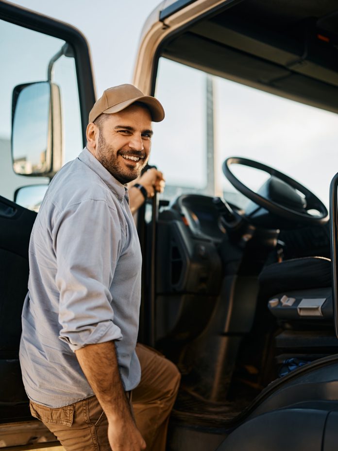 primeusascales-313658-smiling-truck-driver-Image1-313658-smiling-truck-driver-Image1.jpg