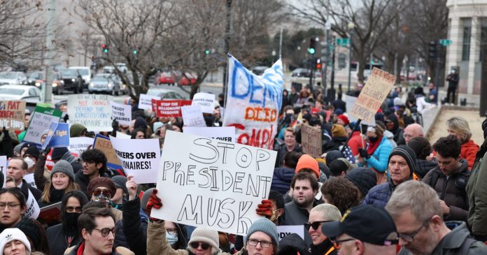 05trump-news-protests-cjpk-facebookJumbo.jpg
