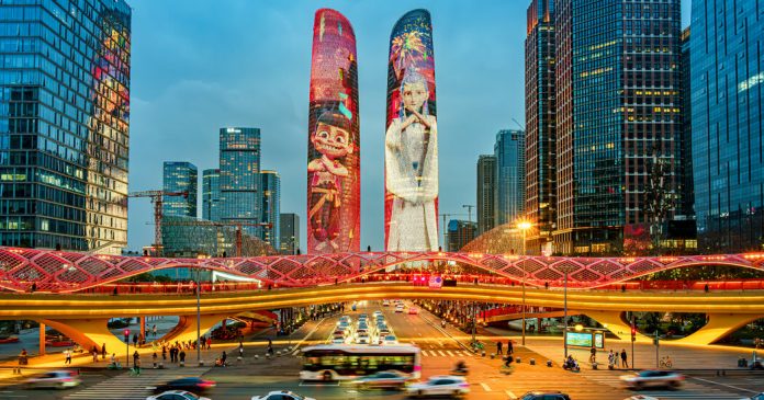 11China-Blockbuster-cmqw-facebookJumbo.jpg