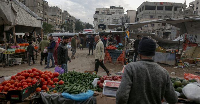 03gaza-aid01-photo-jlkp-facebookJumbo.jpg