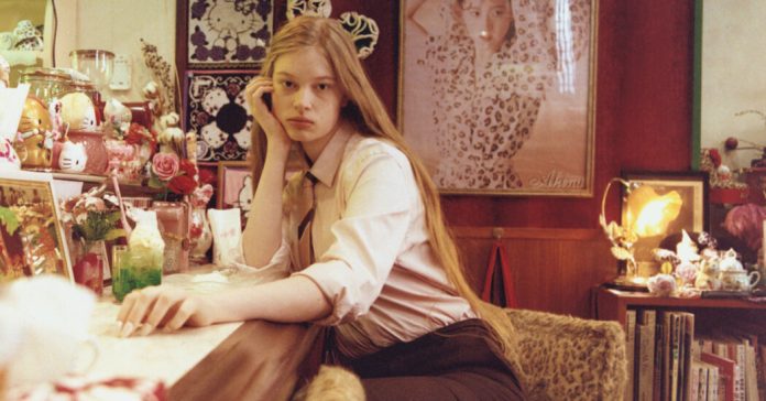 21ST-TEEN-VOGUE-VIVIAN-ELON-pvwb-facebookJumbo.jpg