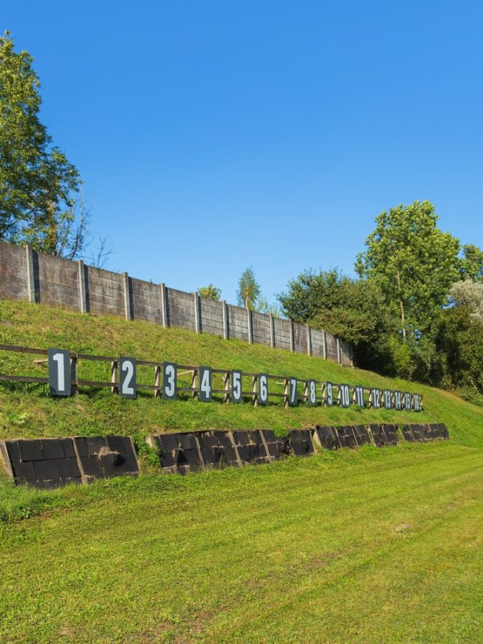 ValleyLandscaping-370098-landscaped-shooting-range-image1-768x1024.jpeg